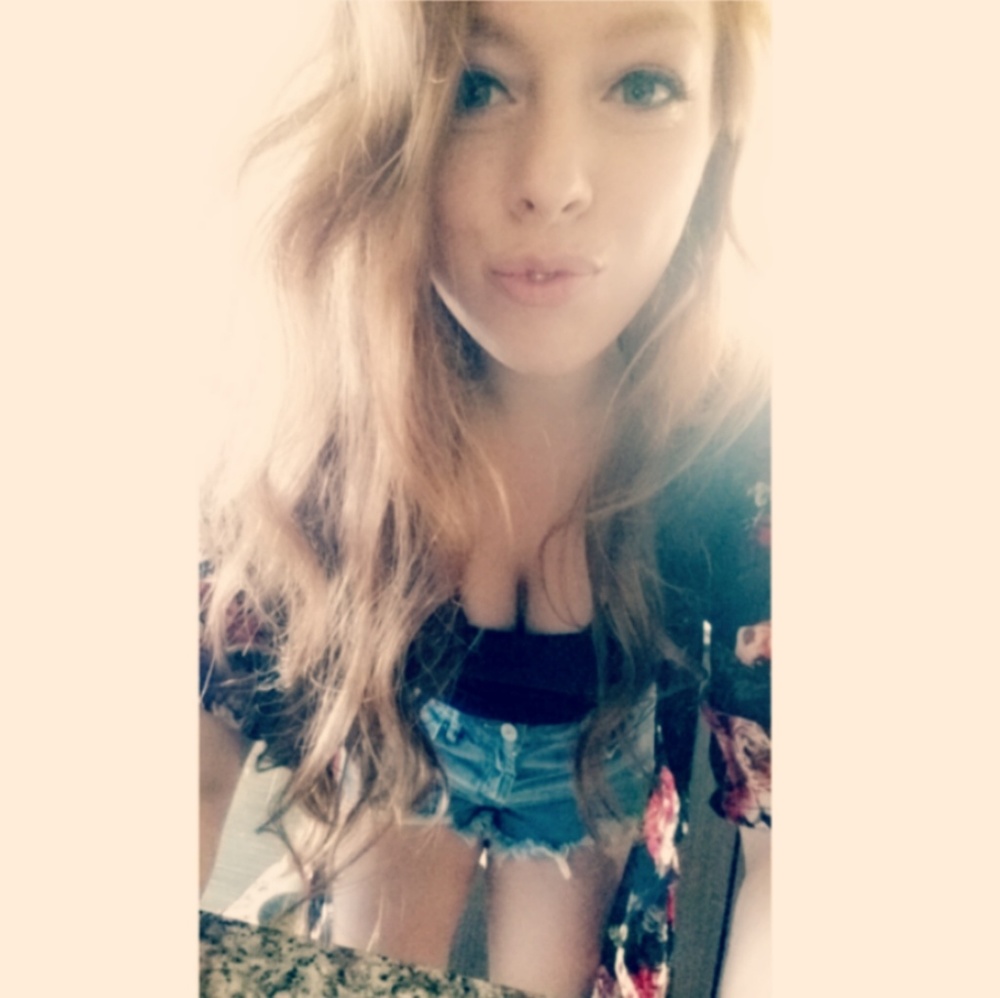 Meet your Posher, Allison